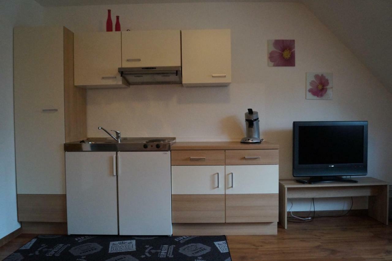 Gaestehaus Zur Muehle Dehm Friedrichshafen Exteriör bild